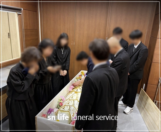 35b4c74c49db74d672a30bd2c44ba122_1766558279_7414.jpg 35b4c74c49db74d672a30bd2c44ba122_1766558279_7414.jpg